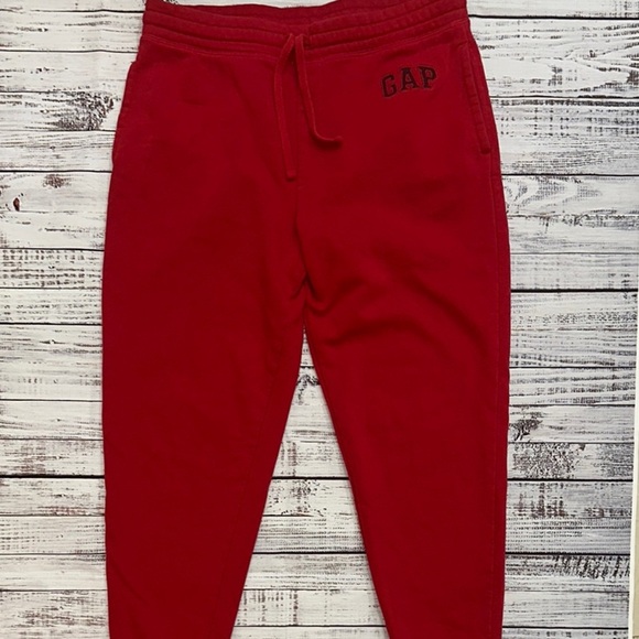 GAP Red Joggers‎ Sz. L - Picture 2 of 6